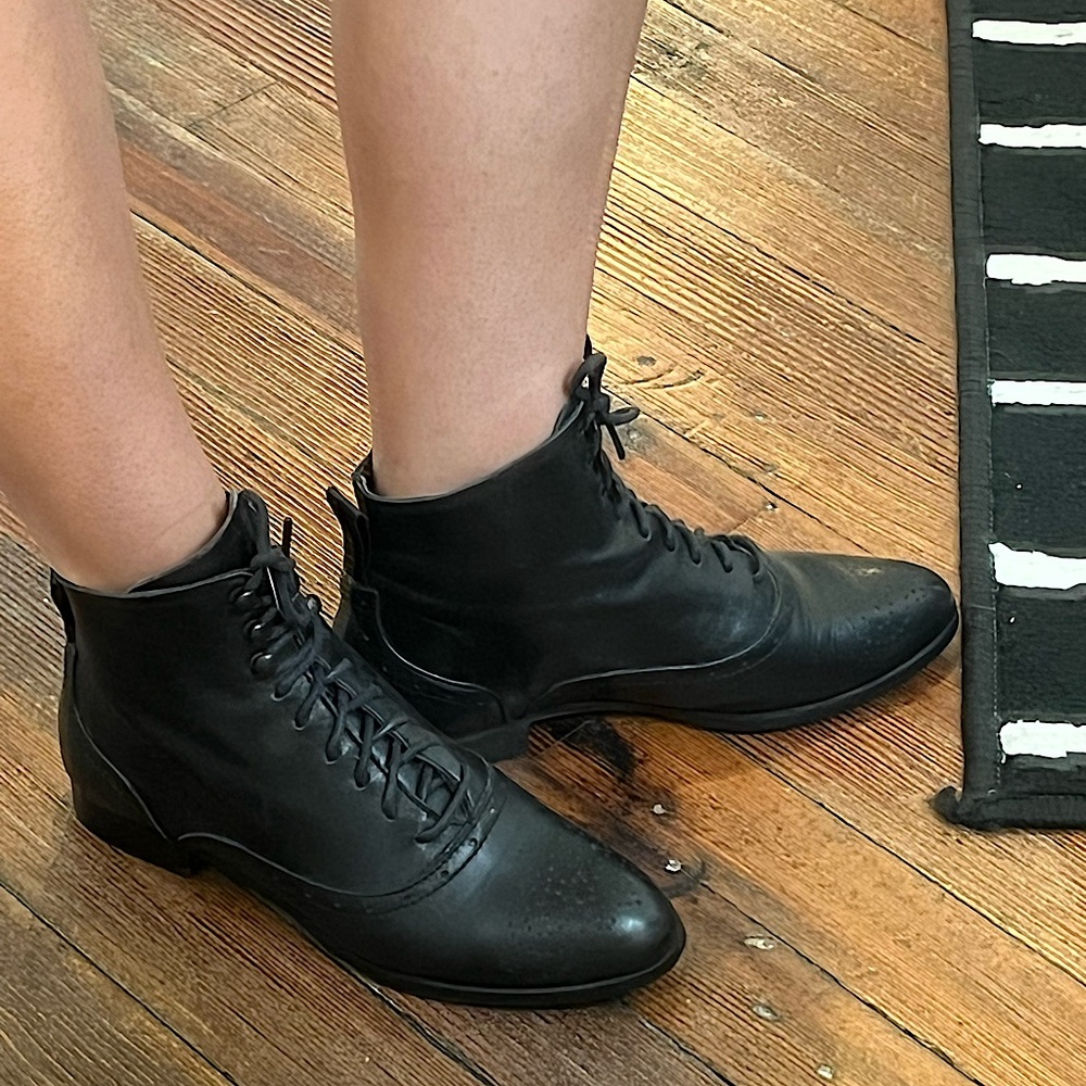 Leather Ankle boots made in Italy. Size 5.5
